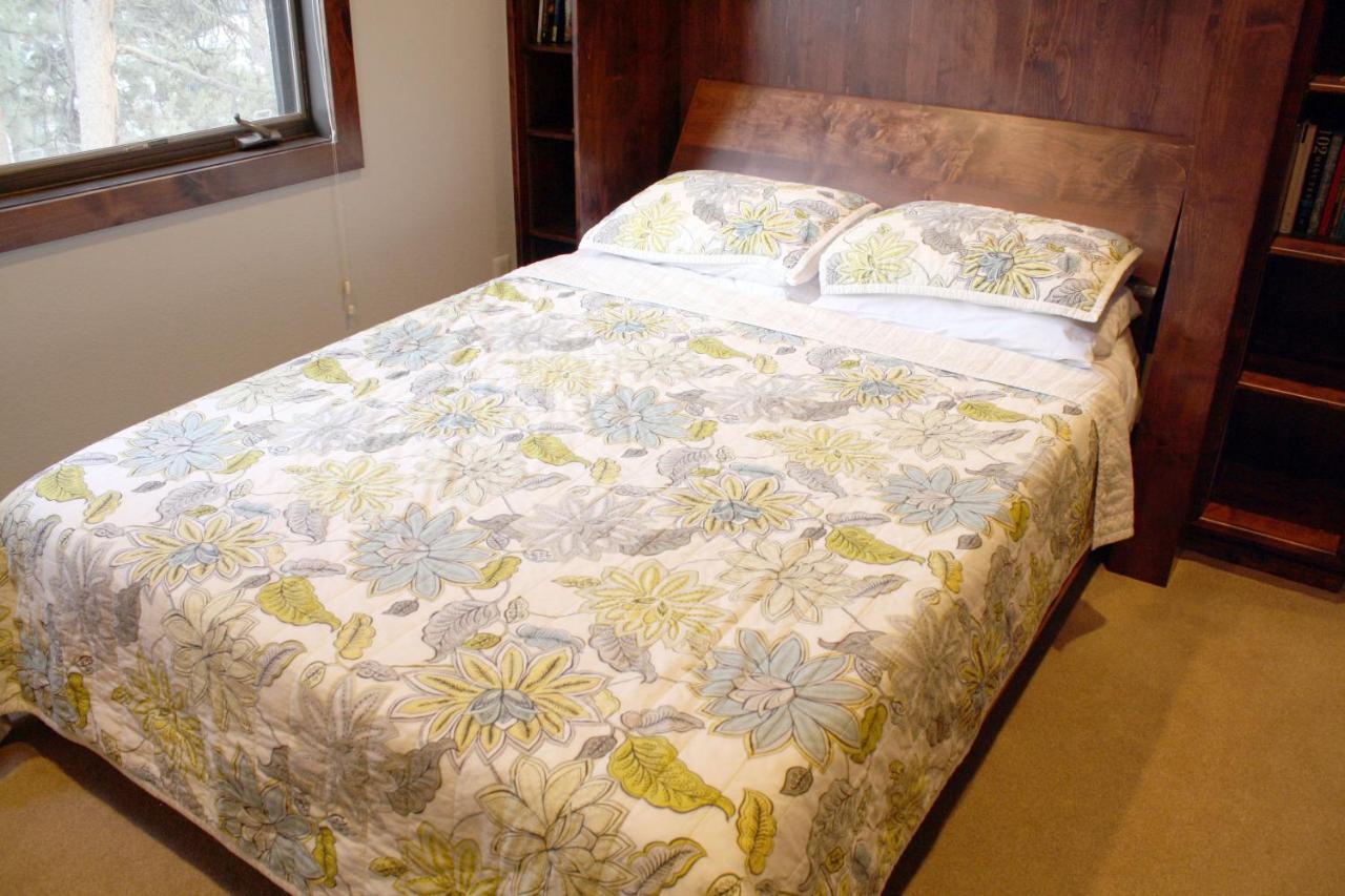 Pinecreek #E - 3 Bedroom - Pool And Hot Tub Access - Close To Town - Shuttle To Slopes Breckenridge Exterior foto