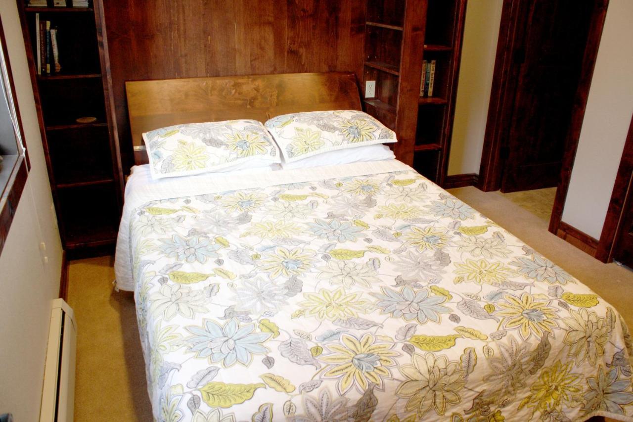 Pinecreek #E - 3 Bedroom - Pool And Hot Tub Access - Close To Town - Shuttle To Slopes Breckenridge Exterior foto