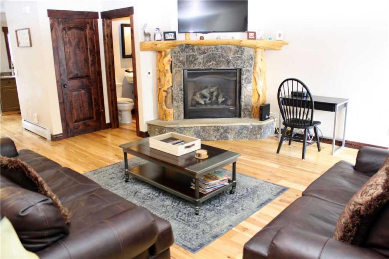 Pinecreek #E - 3 Bedroom - Pool And Hot Tub Access - Close To Town - Shuttle To Slopes Breckenridge Exterior foto